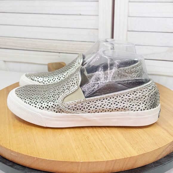 Sperry Seaside Perforated Leather‎ Slip On Sneakers Metallic Sliver 6.5 - Picture 3 of 11